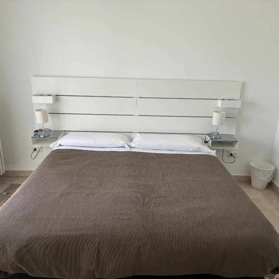 Room & Parking In Centro Citta Con Parcheggio Privato E Wifi Potenza Zewnętrze zdjęcie