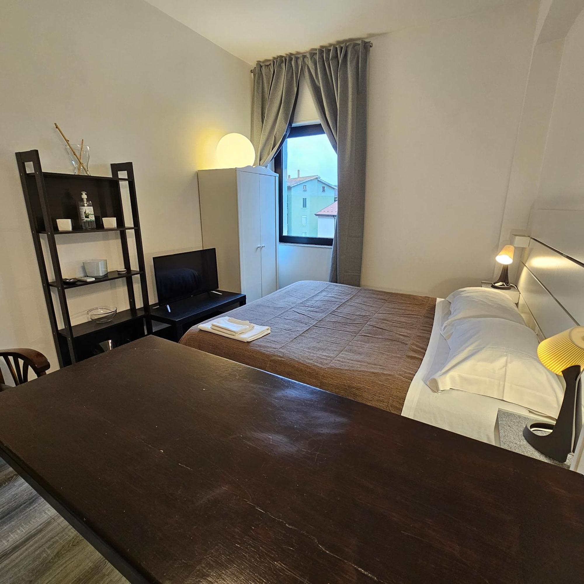 Room & Parking In Centro Citta Con Parcheggio Privato E Wifi Potenza Zewnętrze zdjęcie