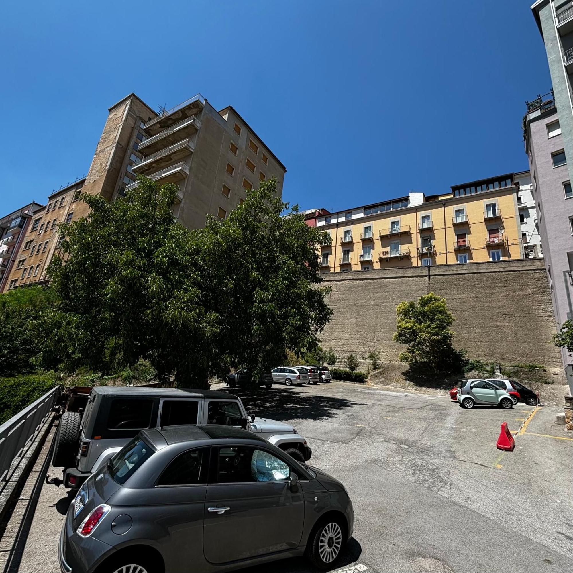 Room & Parking In Centro Citta Con Parcheggio Privato E Wifi Potenza Zewnętrze zdjęcie