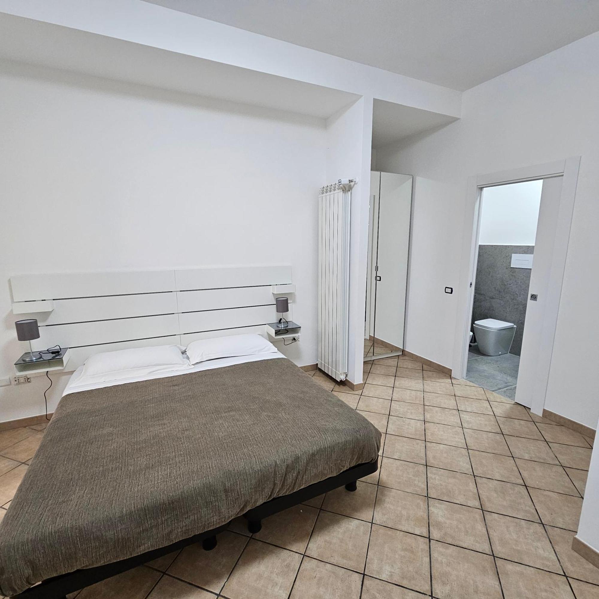 Room & Parking In Centro Citta Con Parcheggio Privato E Wifi Potenza Pokój zdjęcie