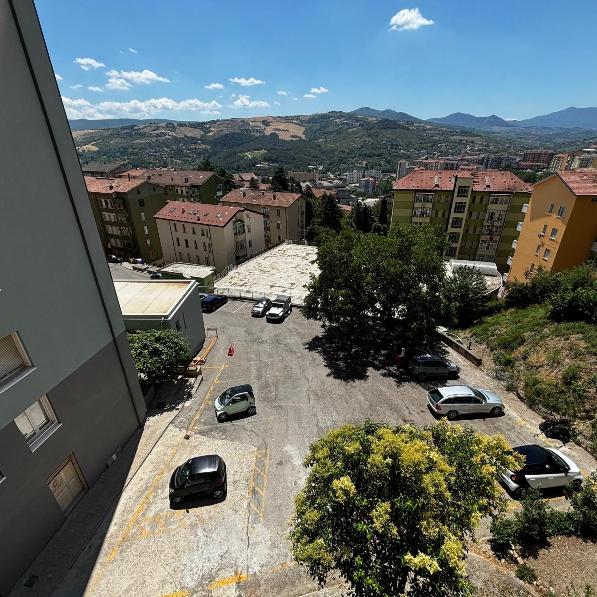 Room & Parking In Centro Citta Con Parcheggio Privato E Wifi Potenza Zewnętrze zdjęcie