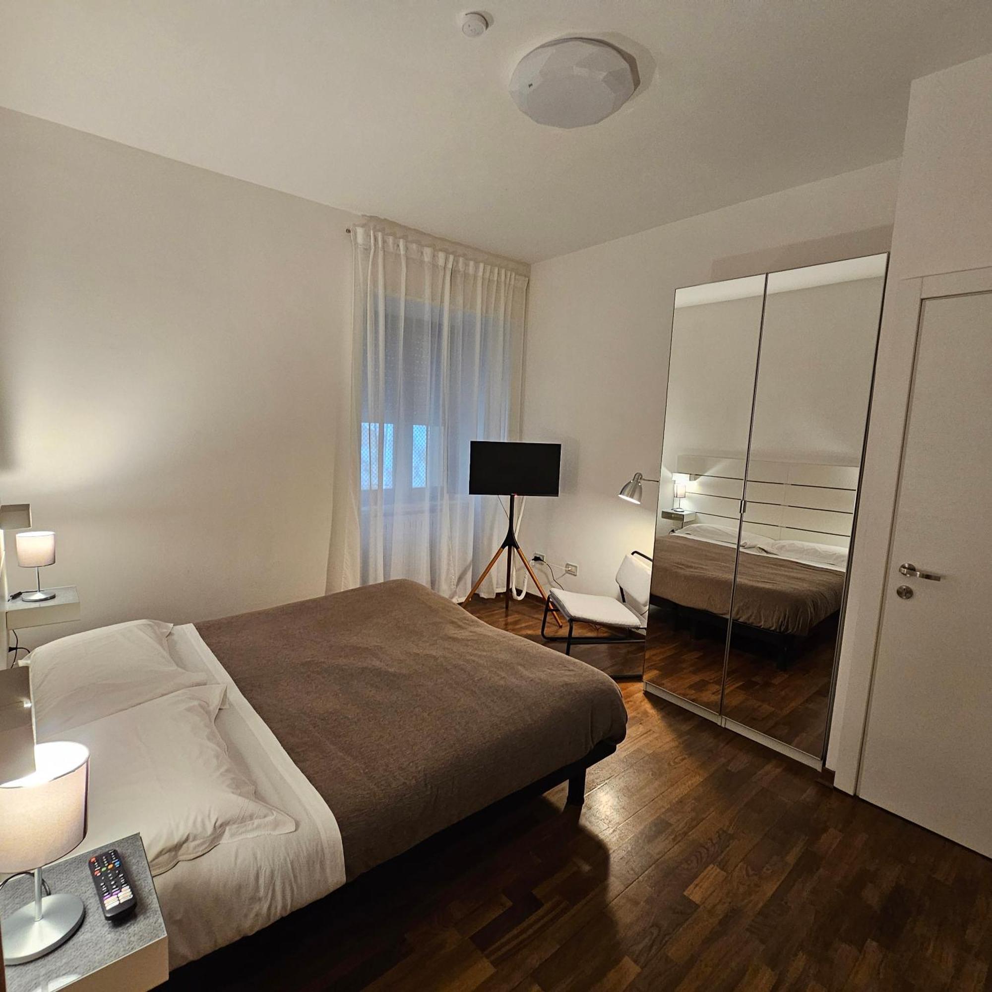Room & Parking In Centro Citta Con Parcheggio Privato E Wifi Potenza Zewnętrze zdjęcie